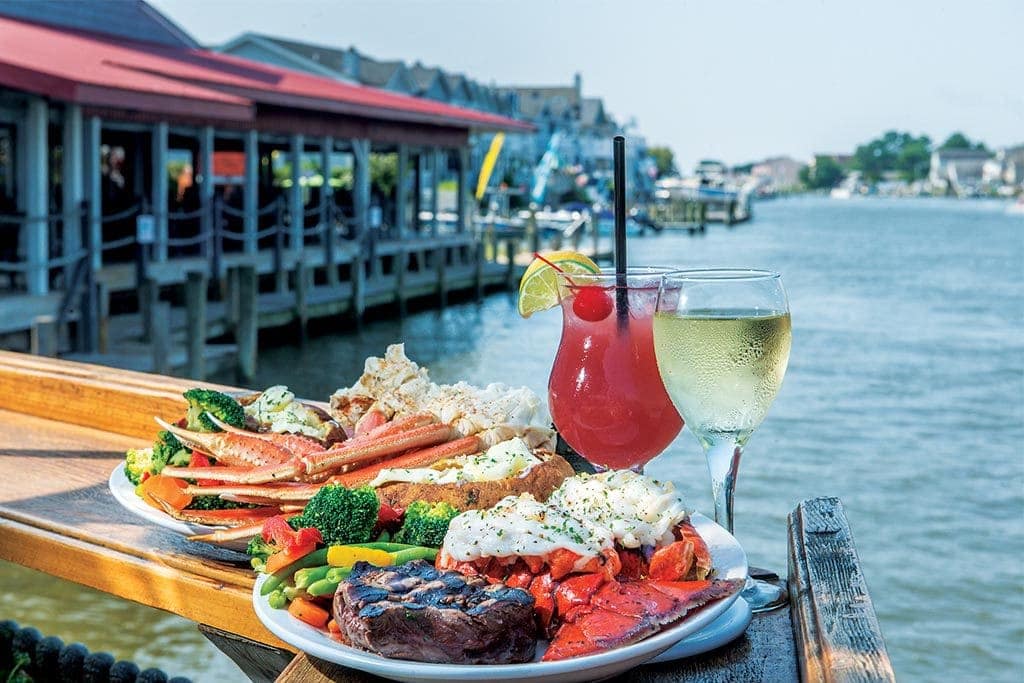 Harpoon Hanna's is a great dockside bar and grill in Fenwick Island Delaware